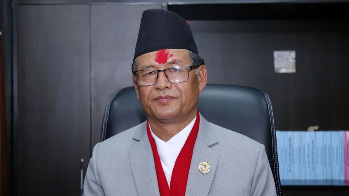 सबैको जीवन पद्धतिमा परिवर्तन ल्याउन लाग्नुपर्छ : मन्त्री गुरुङ